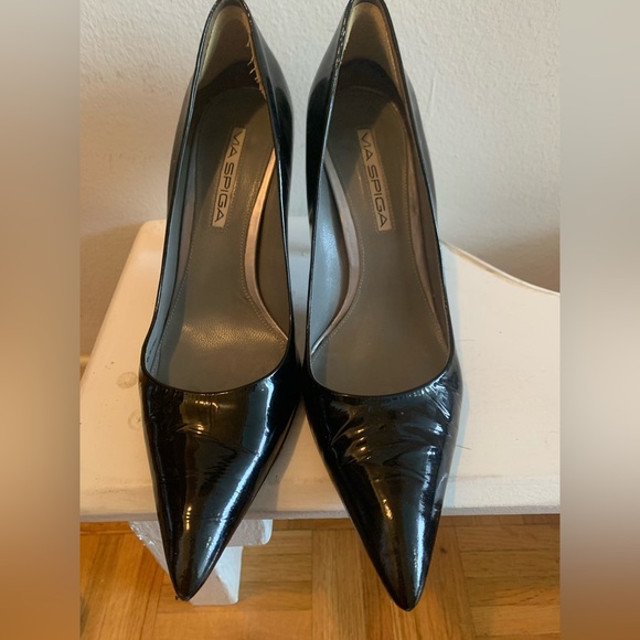Black pumps size 6.5 - Picture 1 of 4